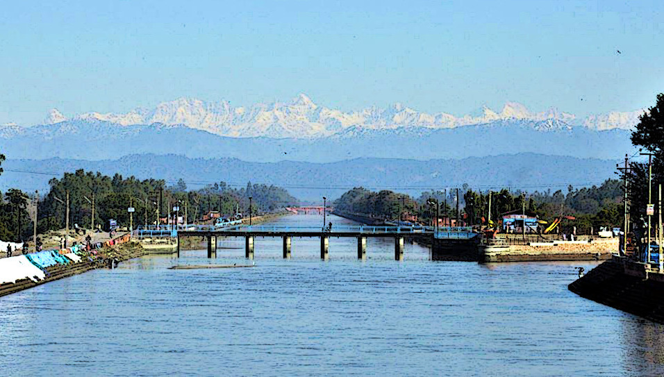 Is Roorkee Ganges Canal Mountain view for real? – WANDER THE HIMALAYAS